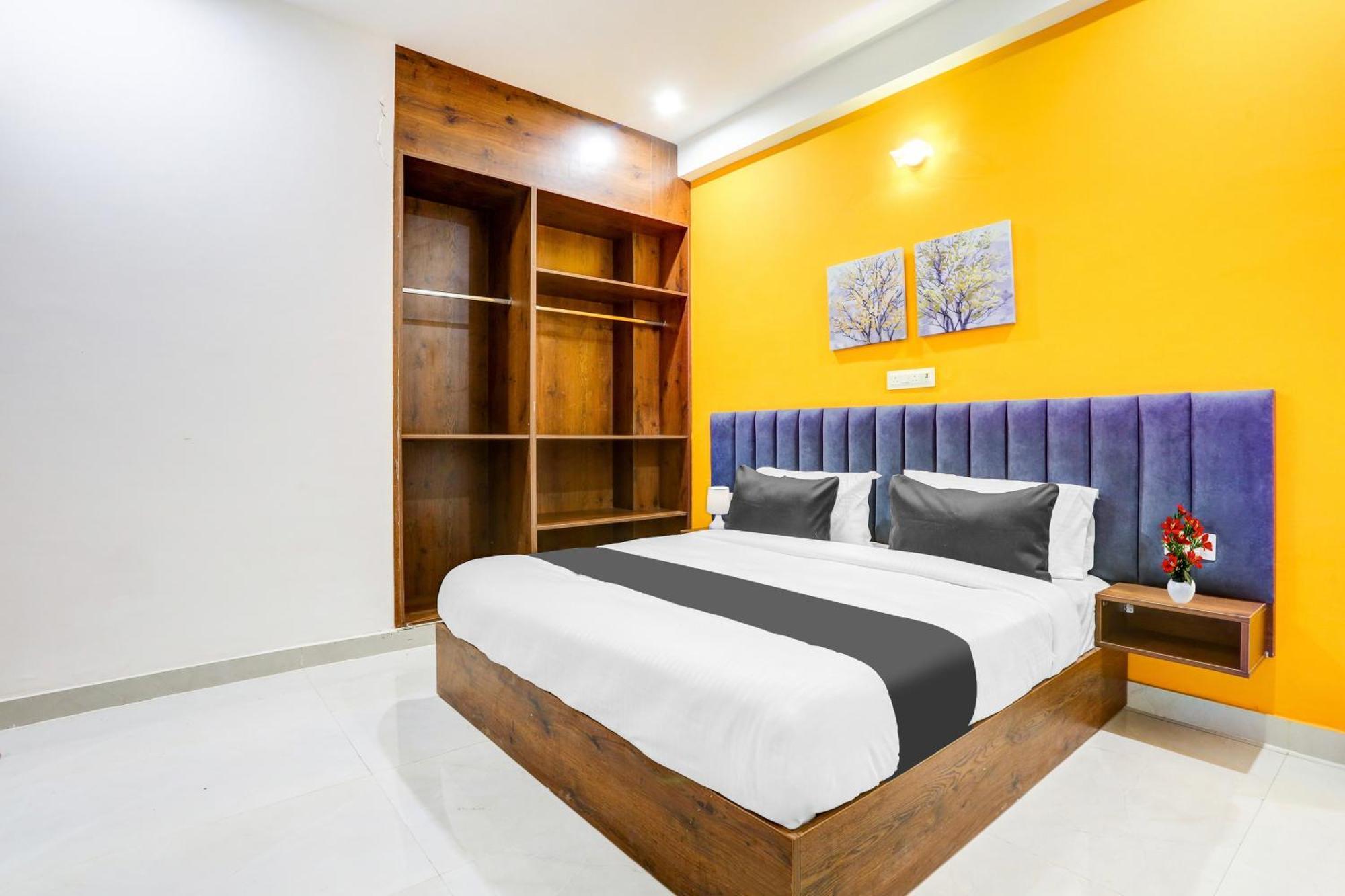 Hotel Super Townhouse Sector 69 Gurgaon Exterior foto